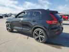 2021 Volvo XC40 T5 R-Design