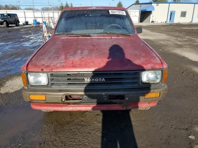 1987 Toyota Pickup 1/2 TON RN55 DLX