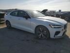 2022 Volvo S60 T8 Recharge R-DESIGN Expression