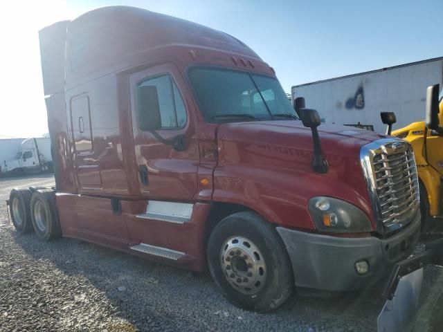 2015 Freightliner Cascadia 125