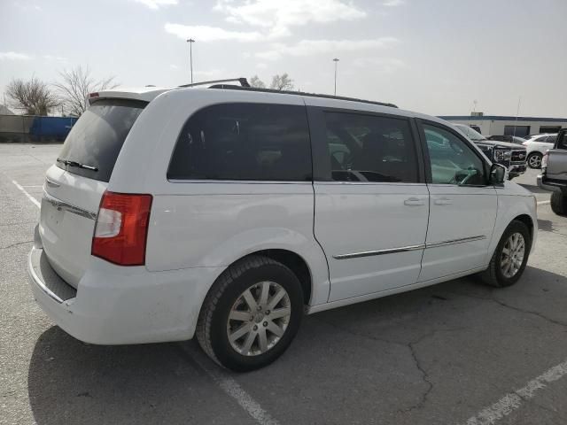 2016 Chrysler Town & Country Touring