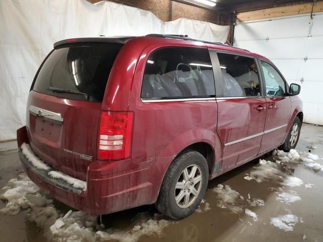 2010 Chrysler Town & Country Touring Plus