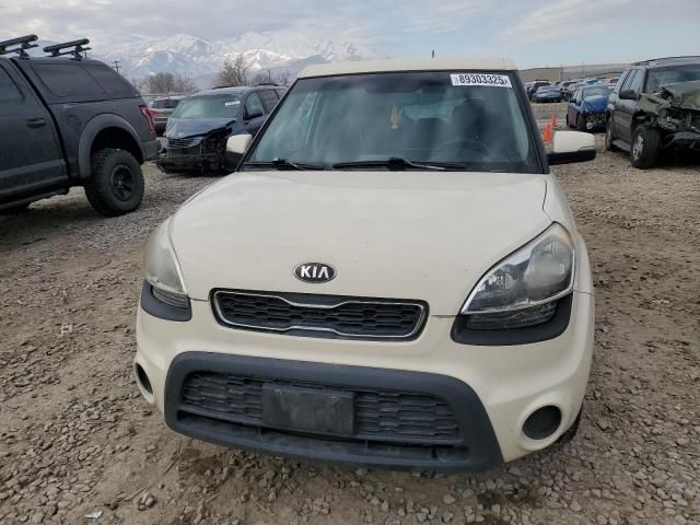 2013 KIA Soul +