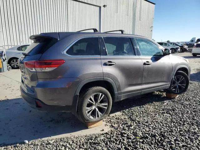 2019 Toyota Highlander LE