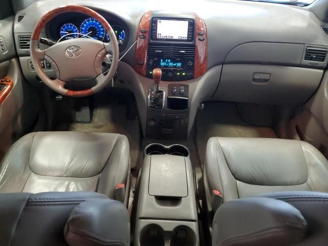 2009 Toyota Sienna XLE