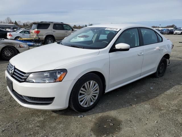 2015 Volkswagen Passat S