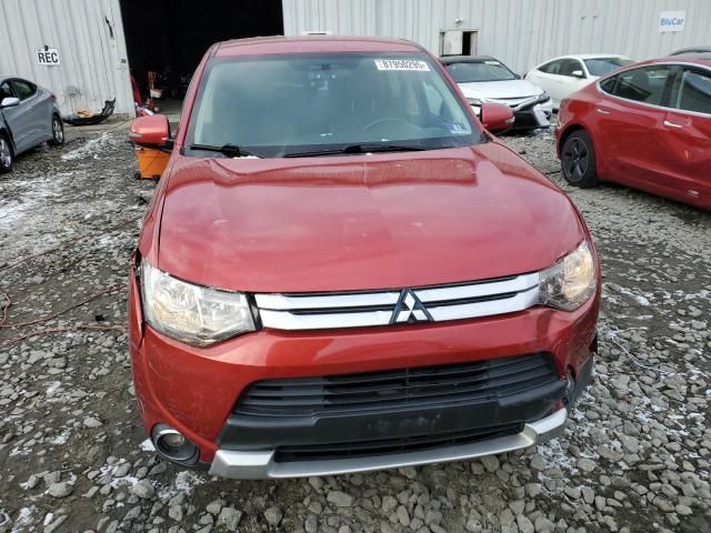 2015 Mitsubishi Outlander SE