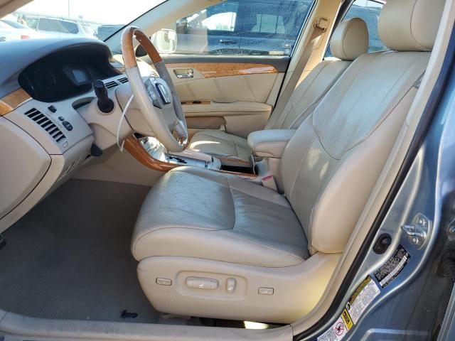 2005 Toyota Avalon XL