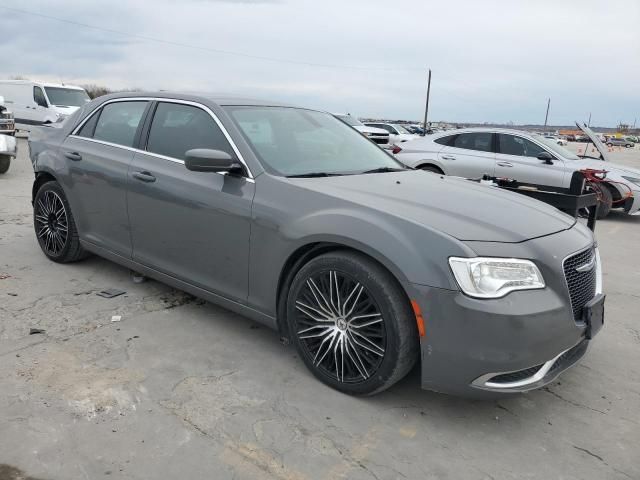 2018 Chrysler 300 Touring