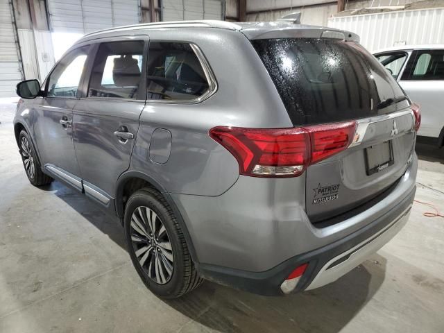 2019 Mitsubishi Outlander SE