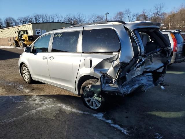 2015 Toyota Sienna LE