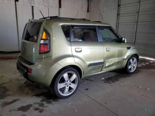 2010 KIA Soul +