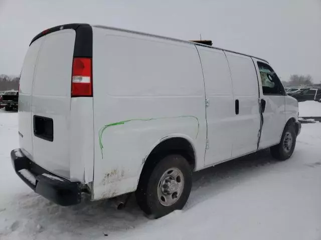 2021 Chevrolet Express G2500