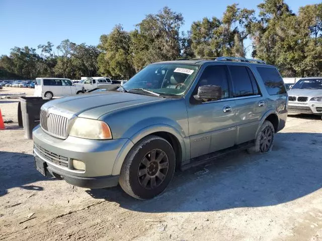 2005 Lincoln Navigator