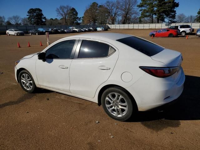 2017 Toyota Yaris IA