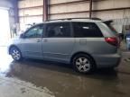 2005 Toyota Sienna XLE