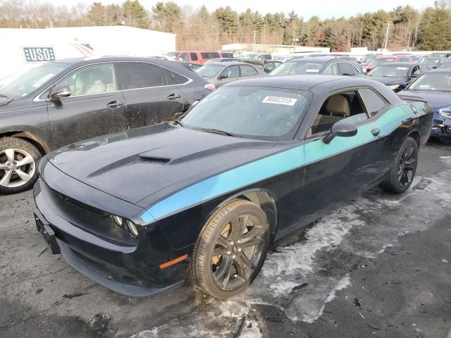 2017 Dodge Challenger SXT