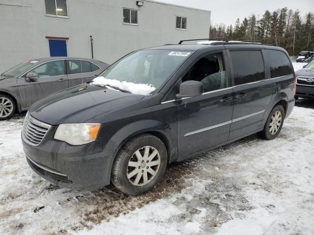 2016 Chrysler Town & Country Touring