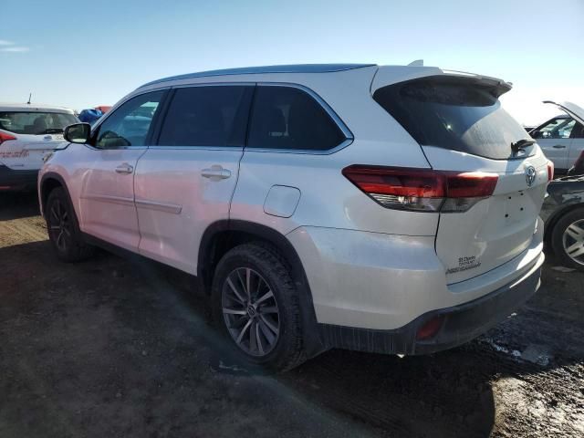 2019 Toyota Highlander SE