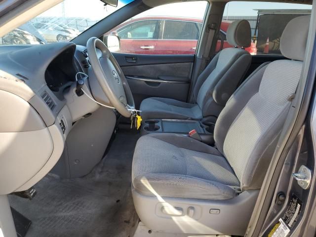 2006 Toyota Sienna CE