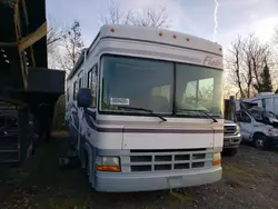 Salvage cars for sale from Copart Woodburn, OR: 2000 Workhorse Custom Chassis Motorhome Chassis P3500