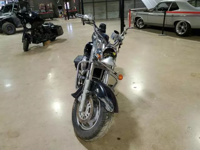 2001 Suzuki VL1500