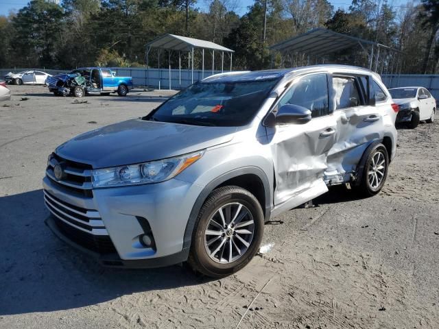 2018 Toyota Highlander SE