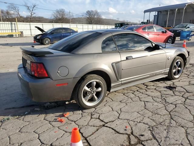 2004 Ford Mustang