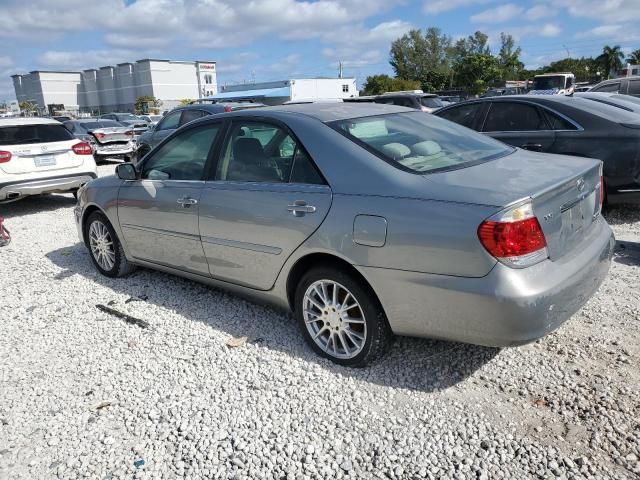 2005 Toyota Camry LE