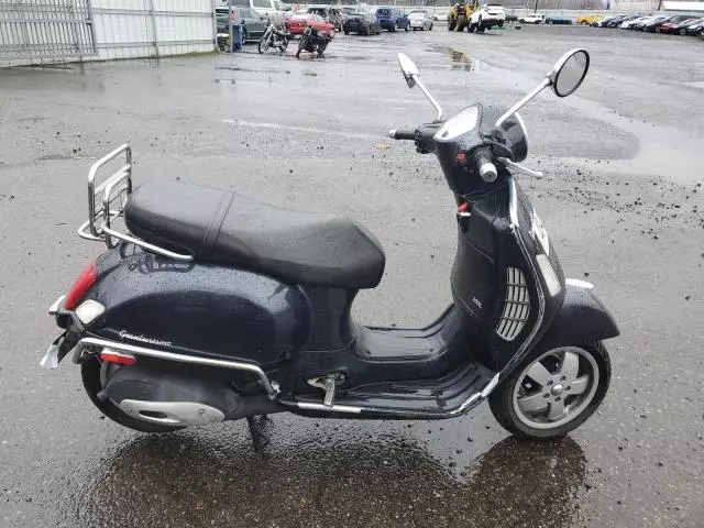 2006 Vespa Granturismo 200