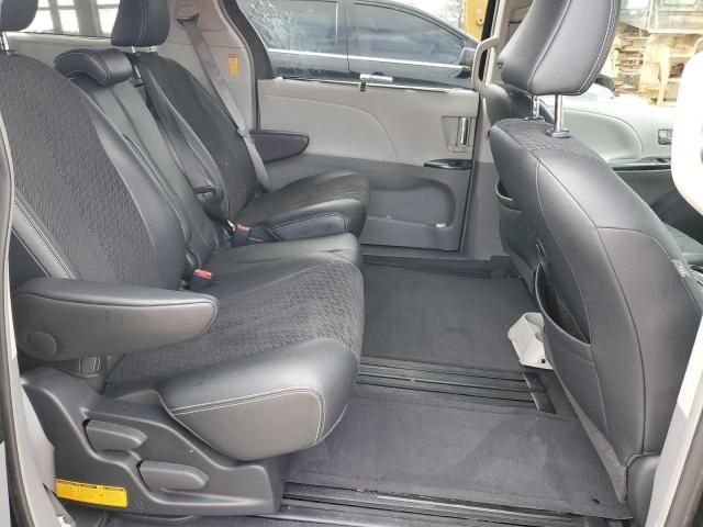 2014 Toyota Sienna Sport