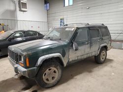 Salvage cars for sale at Des Moines, IA auction: 2000 Jeep Cherokee SE