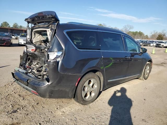 2017 Chrysler Pacifica Touring L Plus