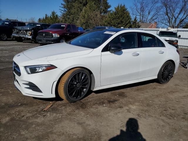 2019 Mercedes-Benz A 220