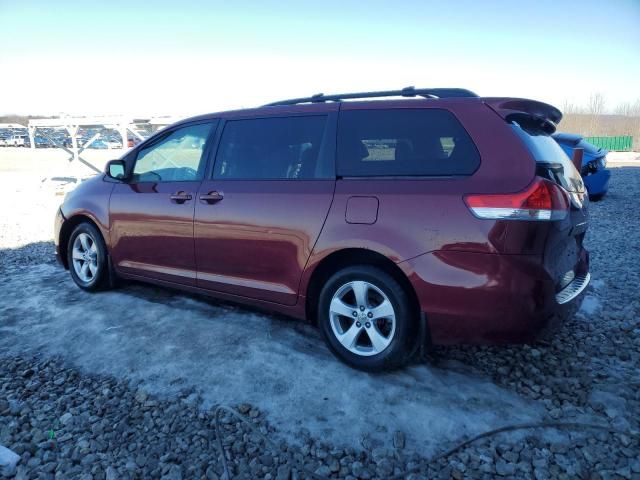 2011 Toyota Sienna LE