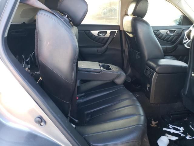 2012 Infiniti FX35