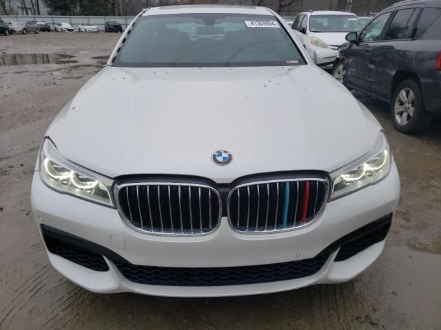 2016 BMW 750 XI