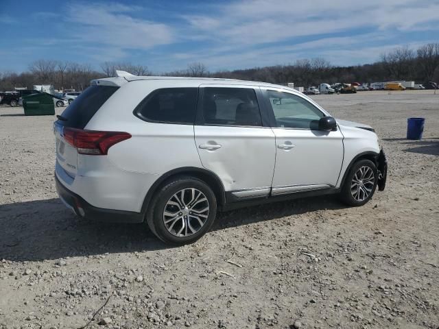 2017 Mitsubishi Outlander ES