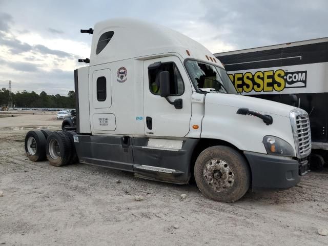 2018 Freightliner Cascadia 125