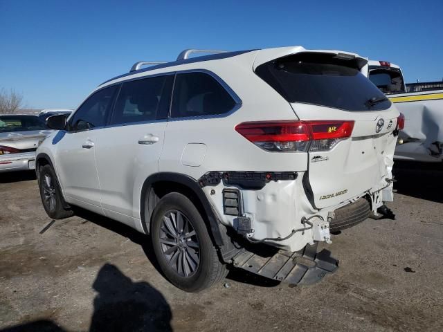 2017 Toyota Highlander SE