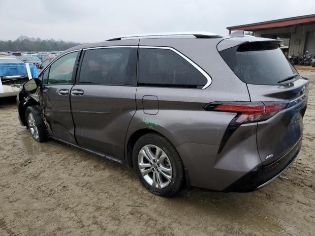 2022 Toyota Sienna Limited