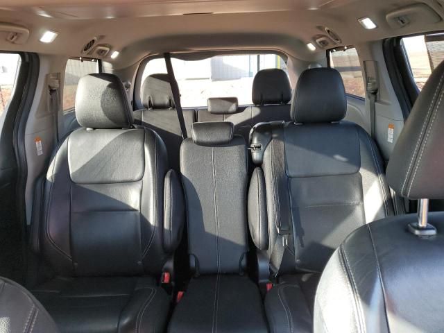 2015 Toyota Sienna Sport