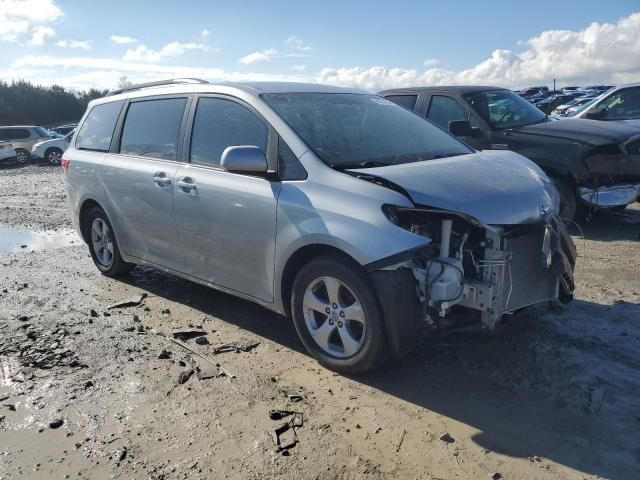 2015 Toyota Sienna LE