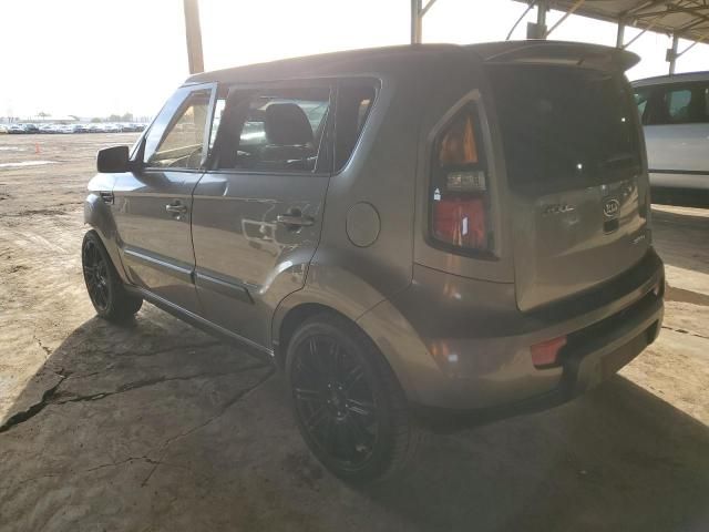 2011 KIA Soul +