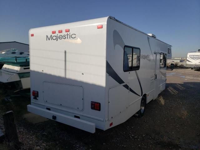 2011 Ford Econoline E450 Super Duty Cutaway Van