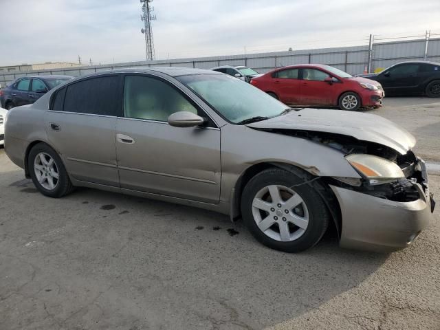 2003 Nissan Altima Base