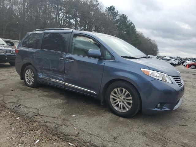 2015 Toyota Sienna XLE