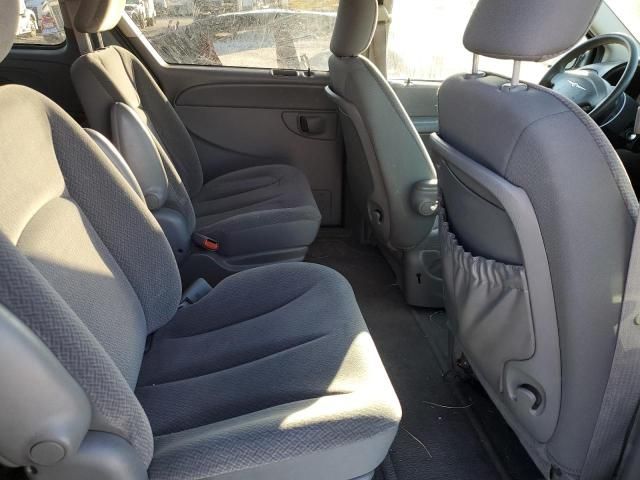 2005 Chrysler Town & Country