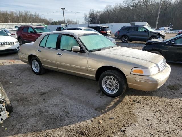 1999 Ford Crown Victoria LX