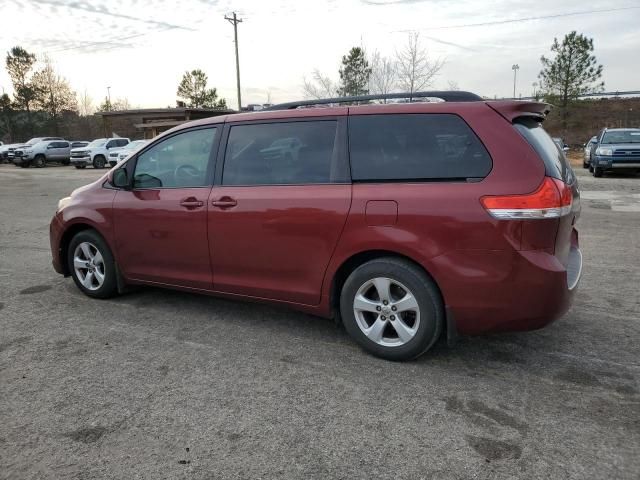 2014 Toyota Sienna LE